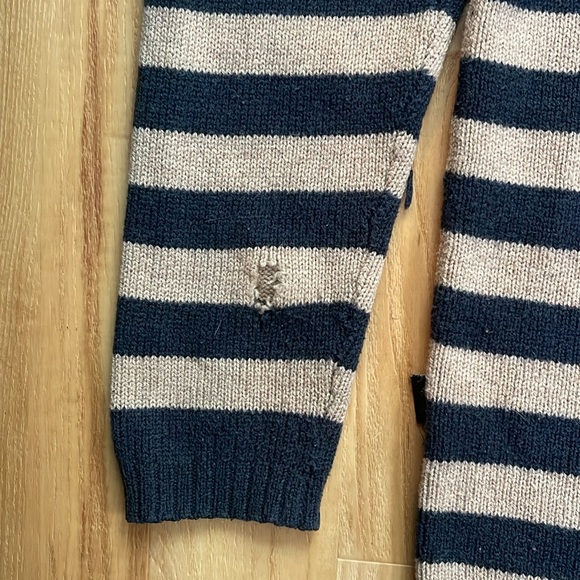 Patagonia Striped Sweater - Picture 4 of 5